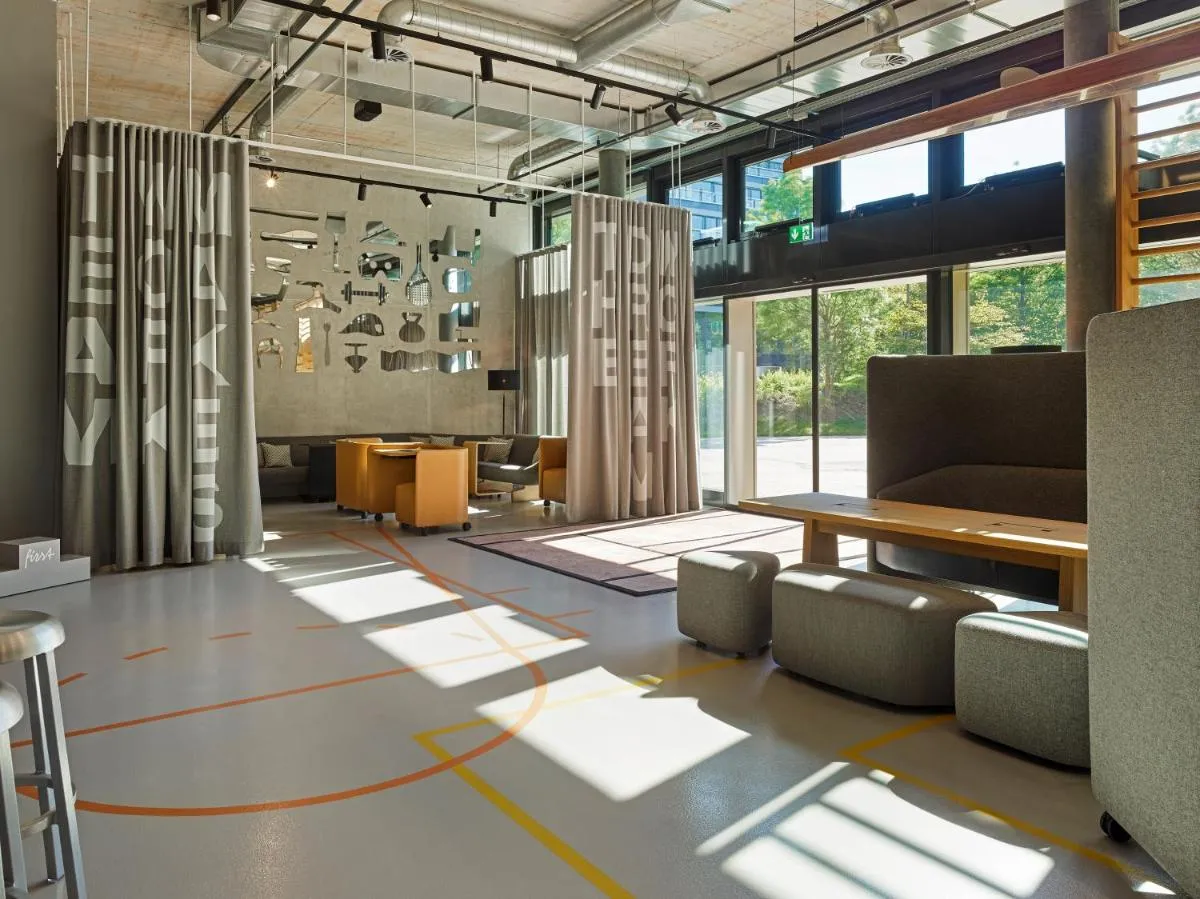 Image 4 of 25hours Hotel Zürich West