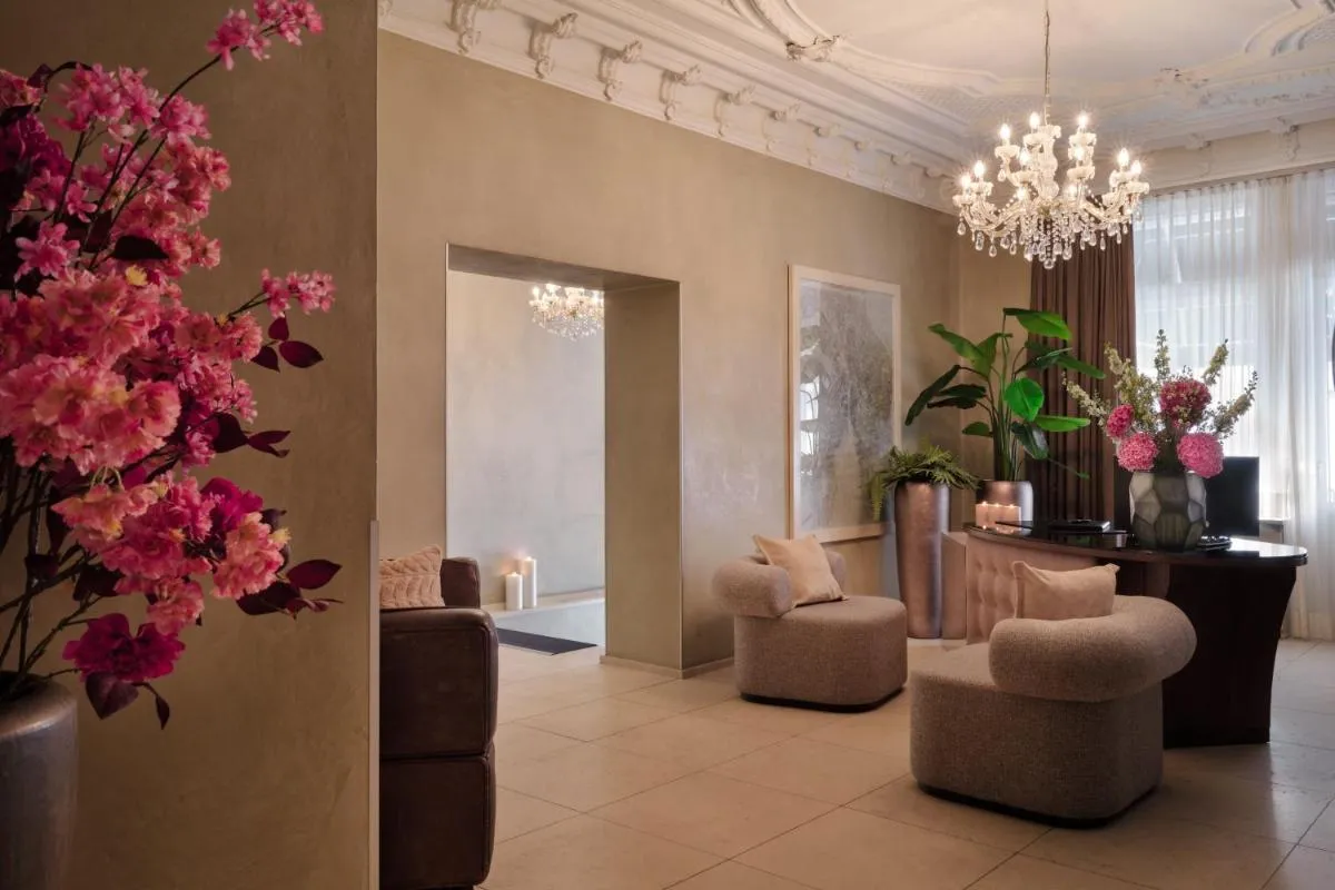 Image 4 of Alden Suite Hotel Splügenschloss Zurich