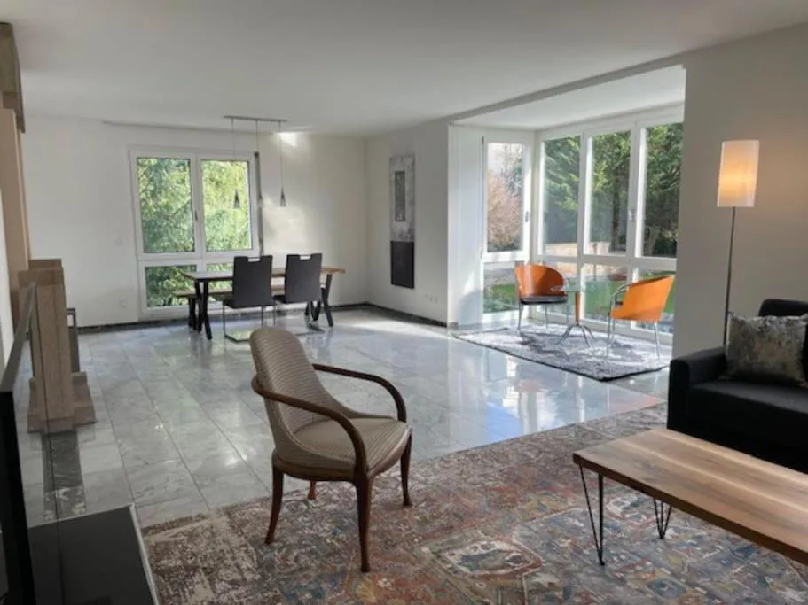 Image of Amazing 2 bedroom flat: specious and central (Duke2)