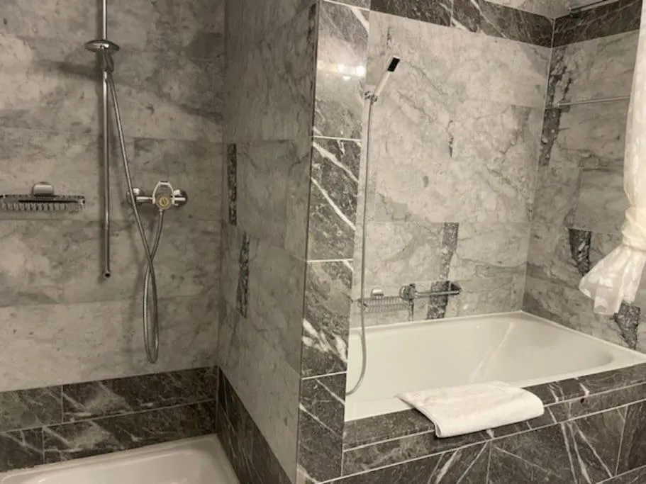 Image 6 of Amazing 2 bedroom flat: specious and central (Duke2)