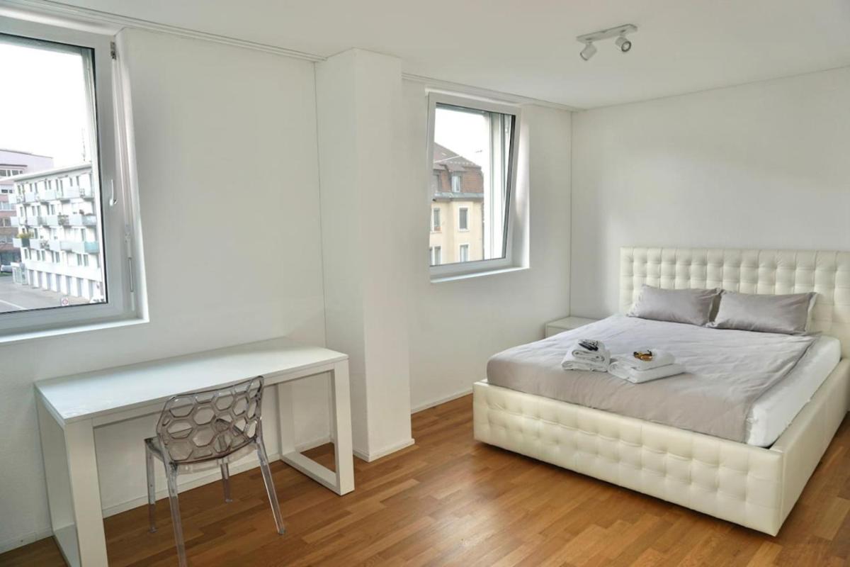 Balcony Suite in Central Zurich SH2,4R