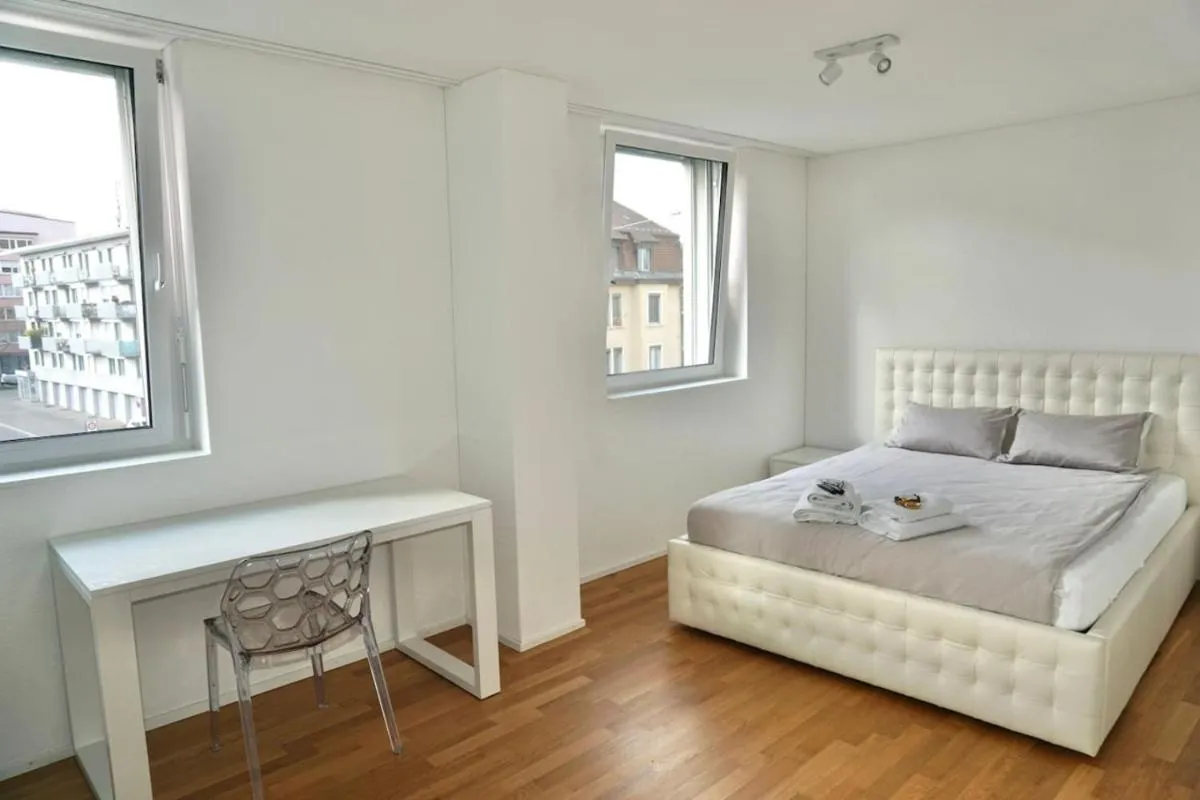 Image 1 of Balcony Suite in Central Zurich SH2,4R