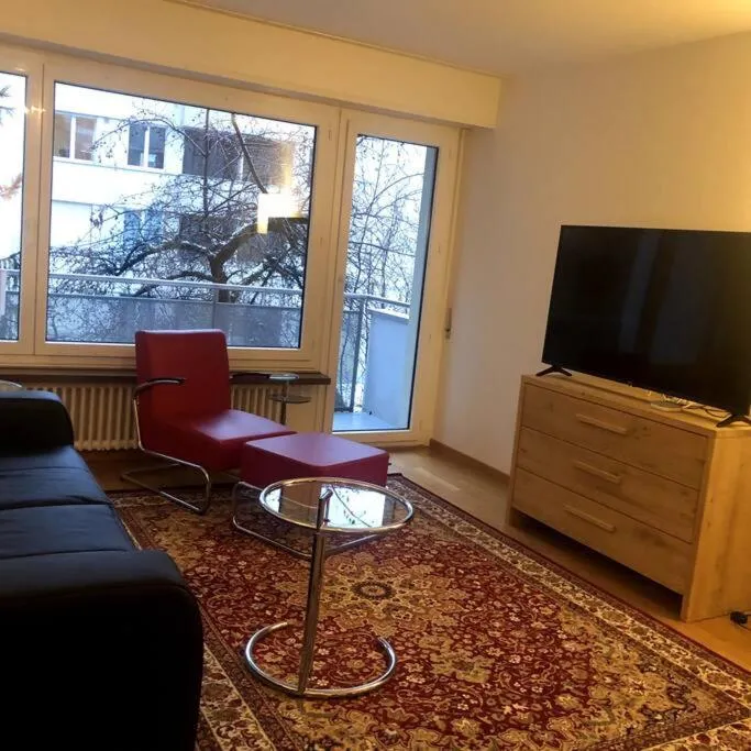 Image 4 of Beautiful and very central 2BR flat – Sky3