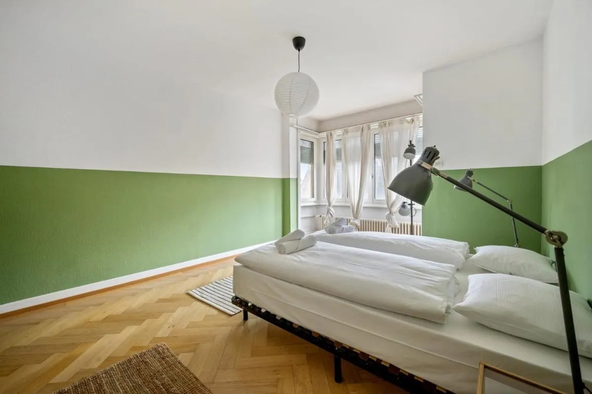 Image 2 of Central Apartment for City Explorers 224