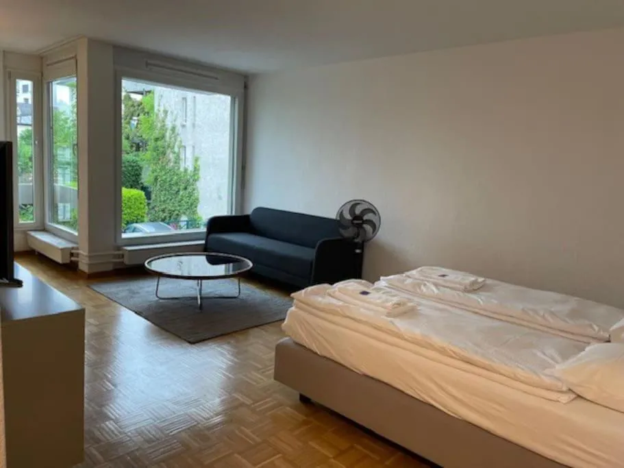 Image 2 of Charming studio in the city centre – Art 4