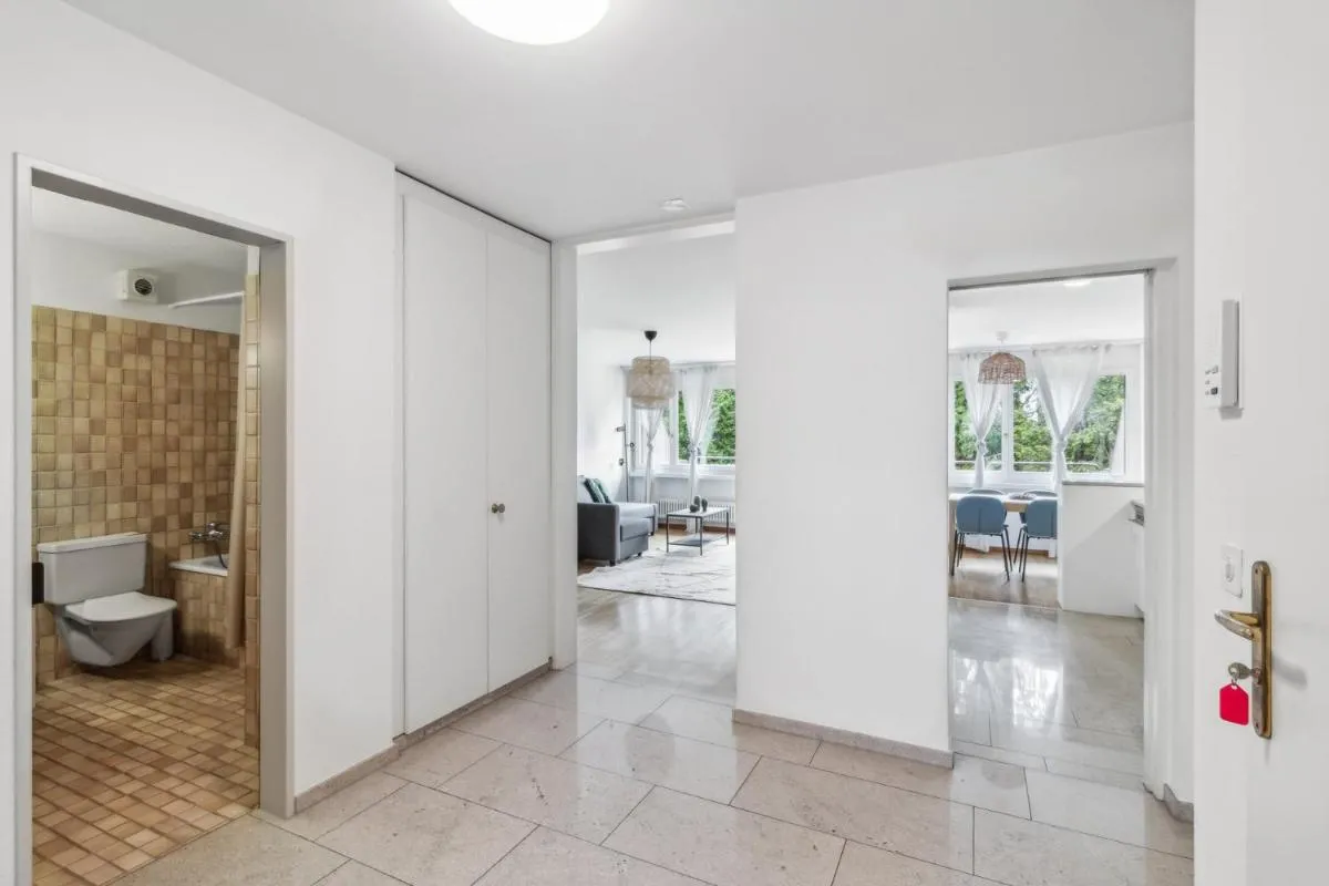 Image 2 of Chic 3-Bedroom Apartment Near Zurich Center