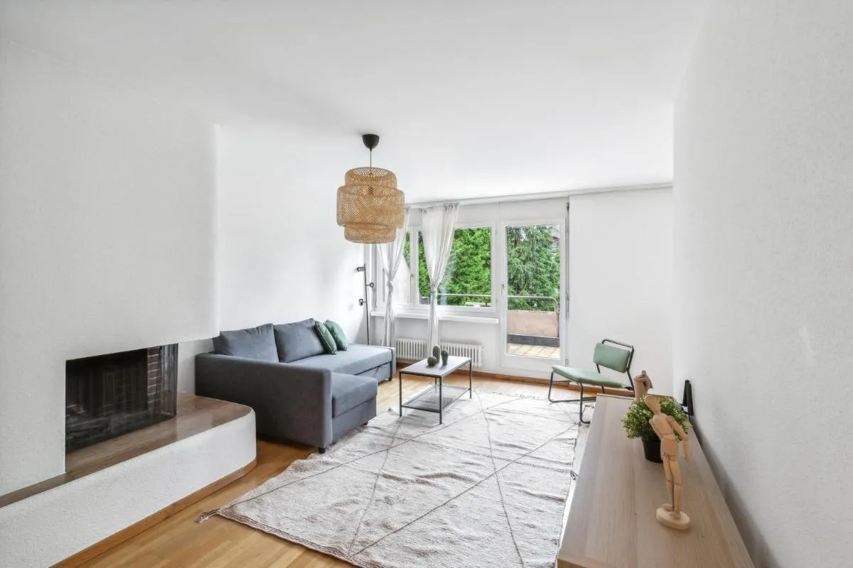Image 4 of Chic 3-Bedroom Apartment Near Zurich Center