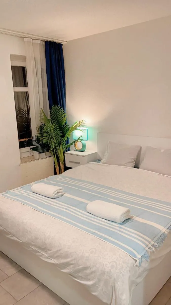 Image 6 of City Center Apartment