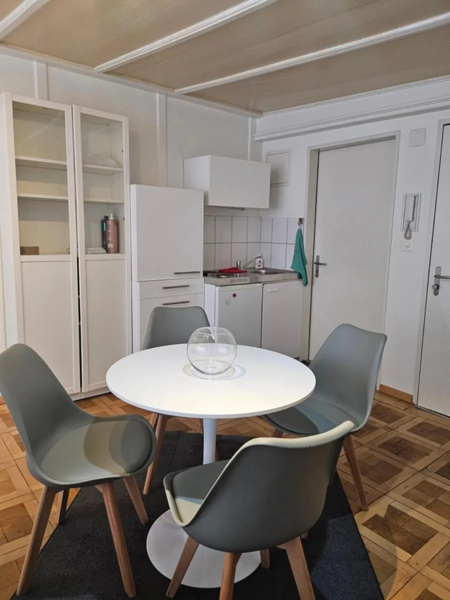 Image 2 of City Center Apt. Old Town ZH