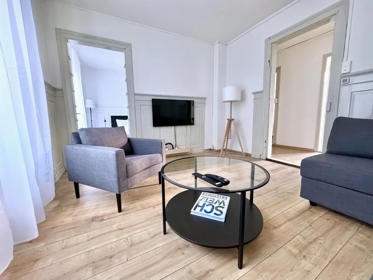 Image 1 of CityCentral 2 bedroom flat near main station