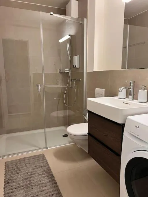 Image 3 of City Comfort – 2BR Apartment Newly Renovated -301-