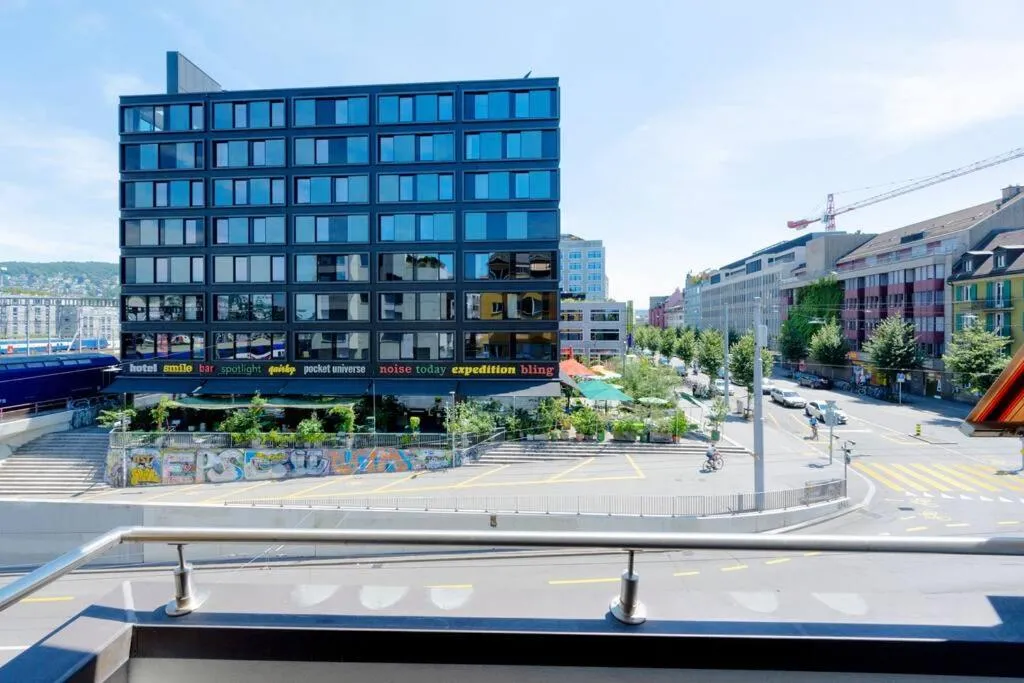 Image 4 of Comforting stay in Downtown Zurich with Skyline Views