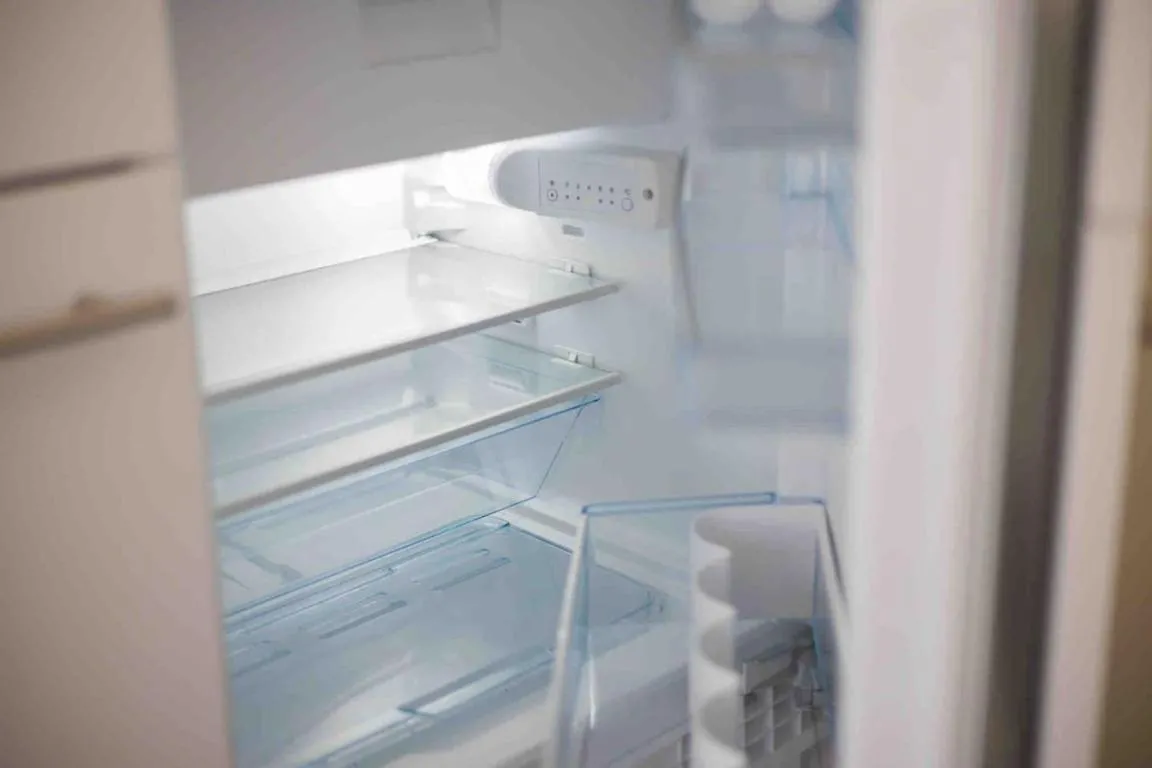 Image of Downtown Deluxe Studio with Queen Bed BE-25