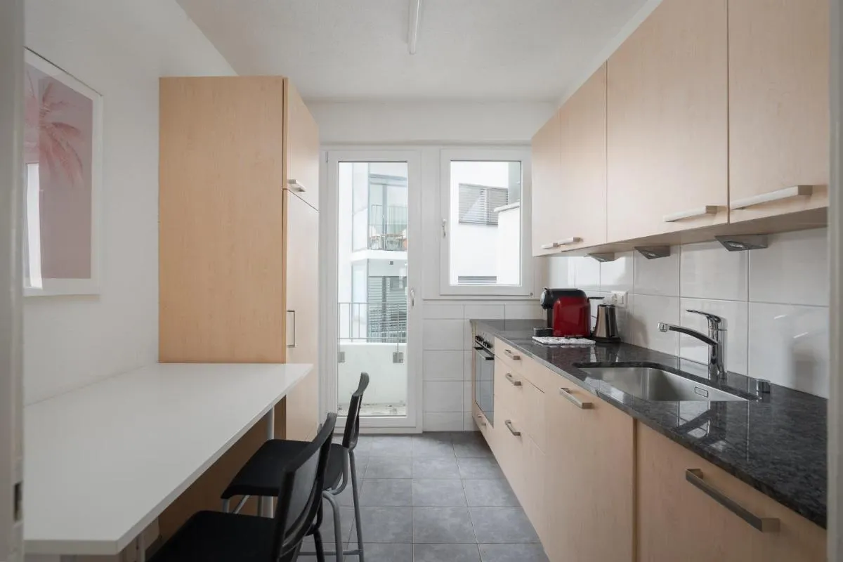 Image 3 of Downtown Dream 3,5BR with Balcony and Style BA22