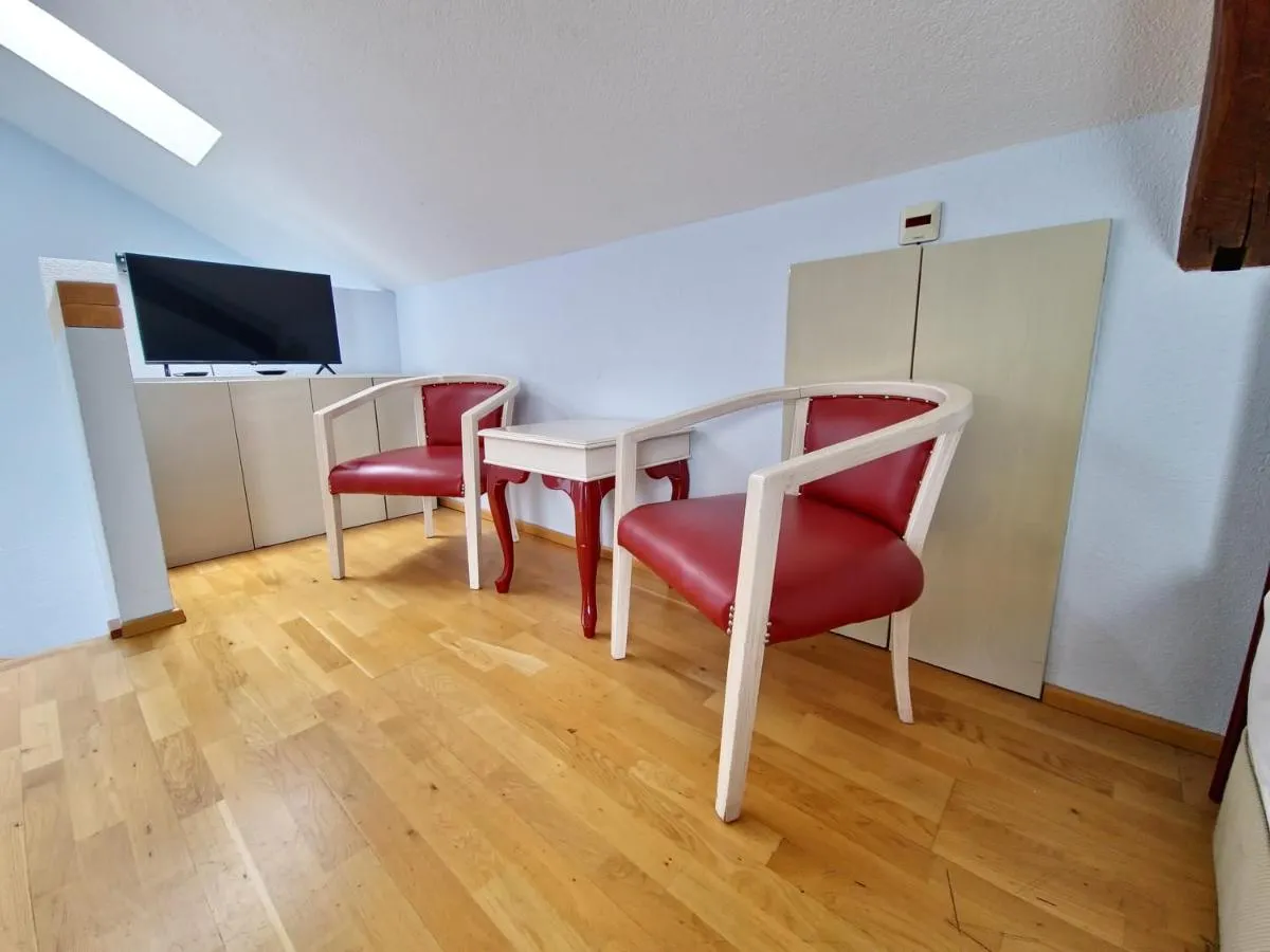 Image 2 of Gasthaus 210