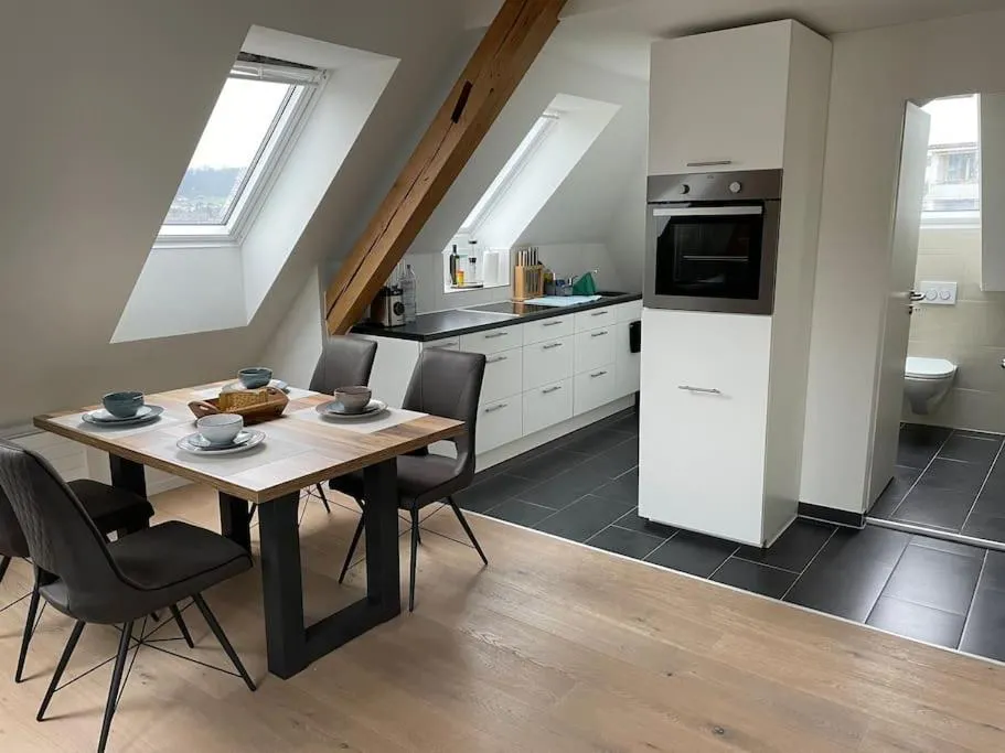 Image 1 of Gemütliche & zentrale Wohnung in der Stadt Zürich