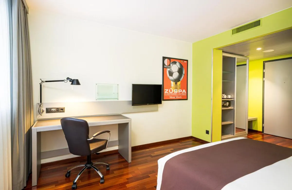 Image 4 of Holiday Inn Zürich Messe, an IHG Hotel