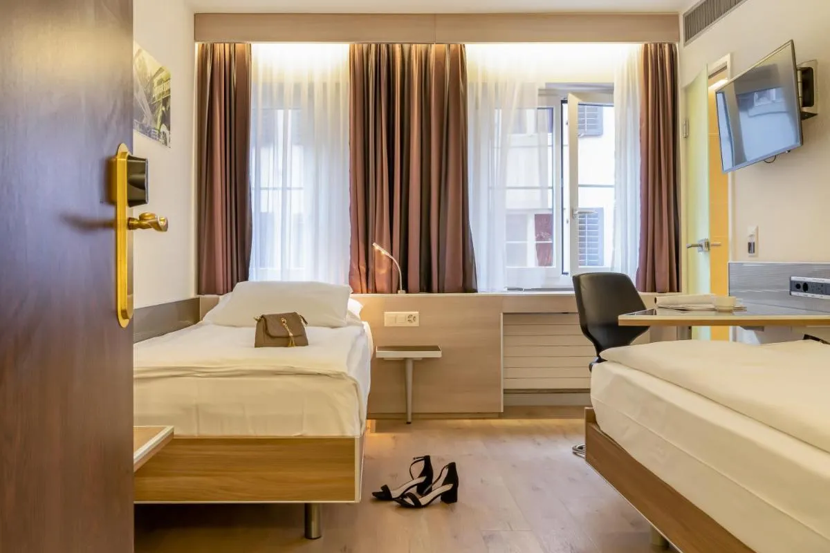 Image 2 of Hotel Alexander Zurich Old Town