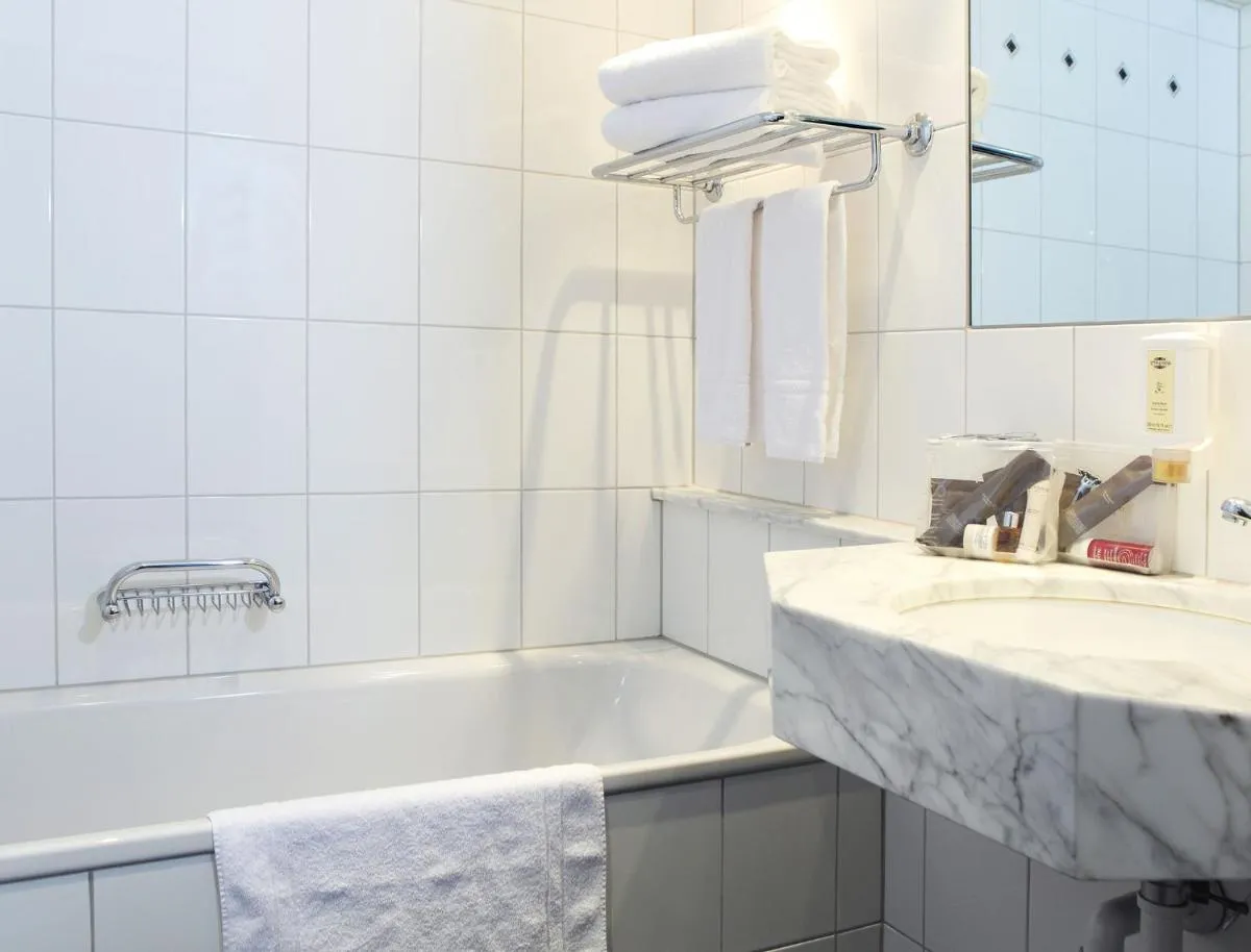 Image 2 of Hotel Montana Zürich