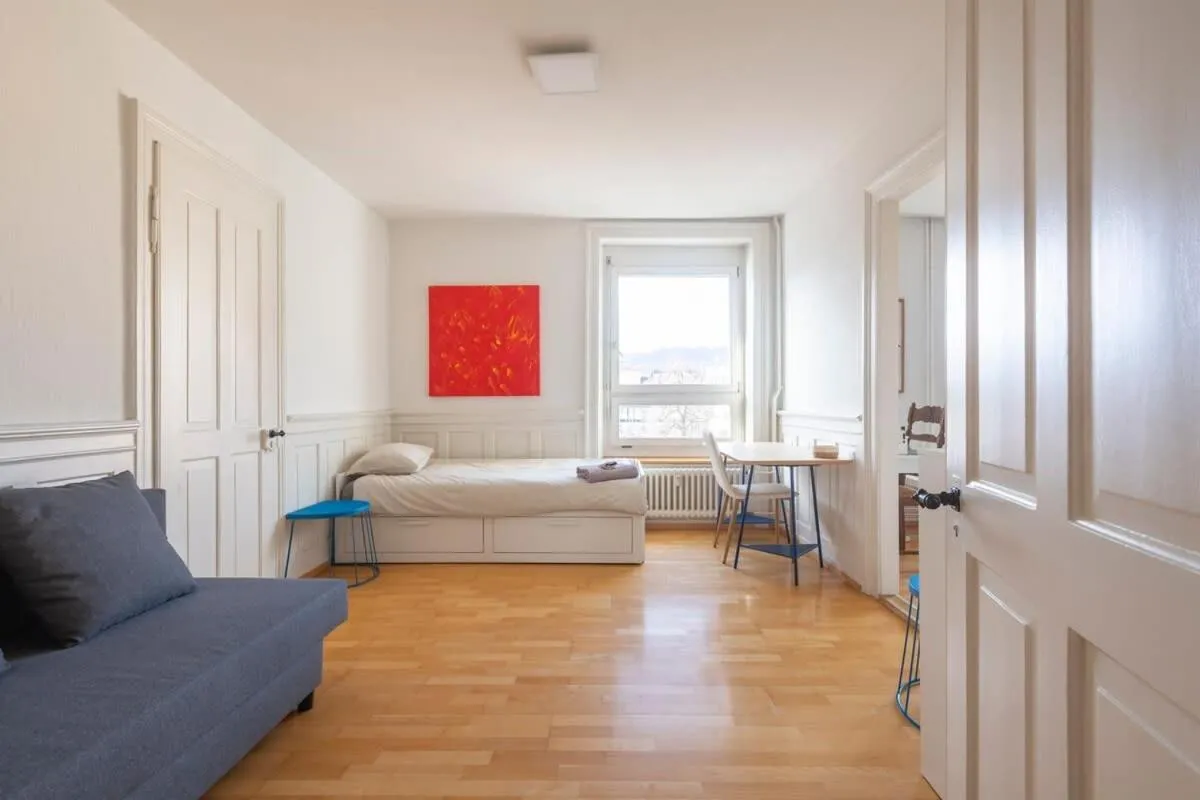 Image 2 of KAYA Apartment TURQUOISE – Downtown 3BR Deluxe Apt