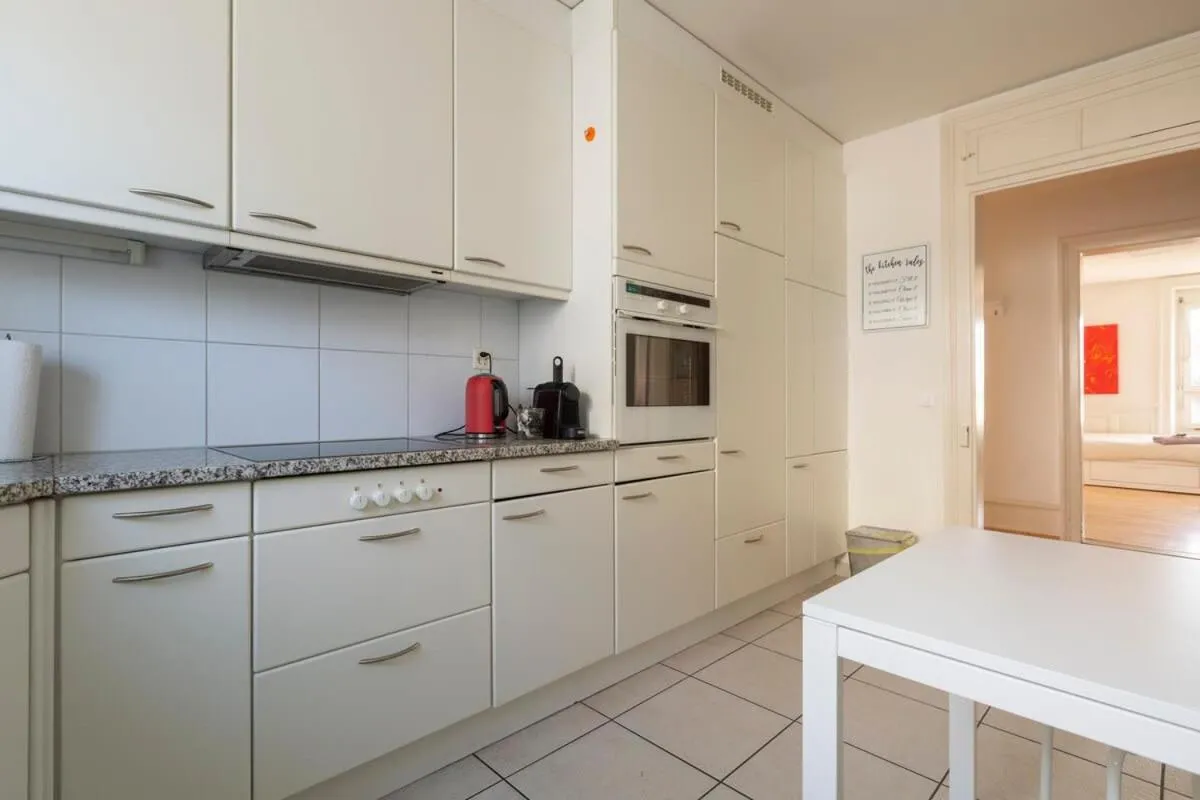 Image 5 of KAYA Apartment TURQUOISE – Downtown 3BR Deluxe Apt