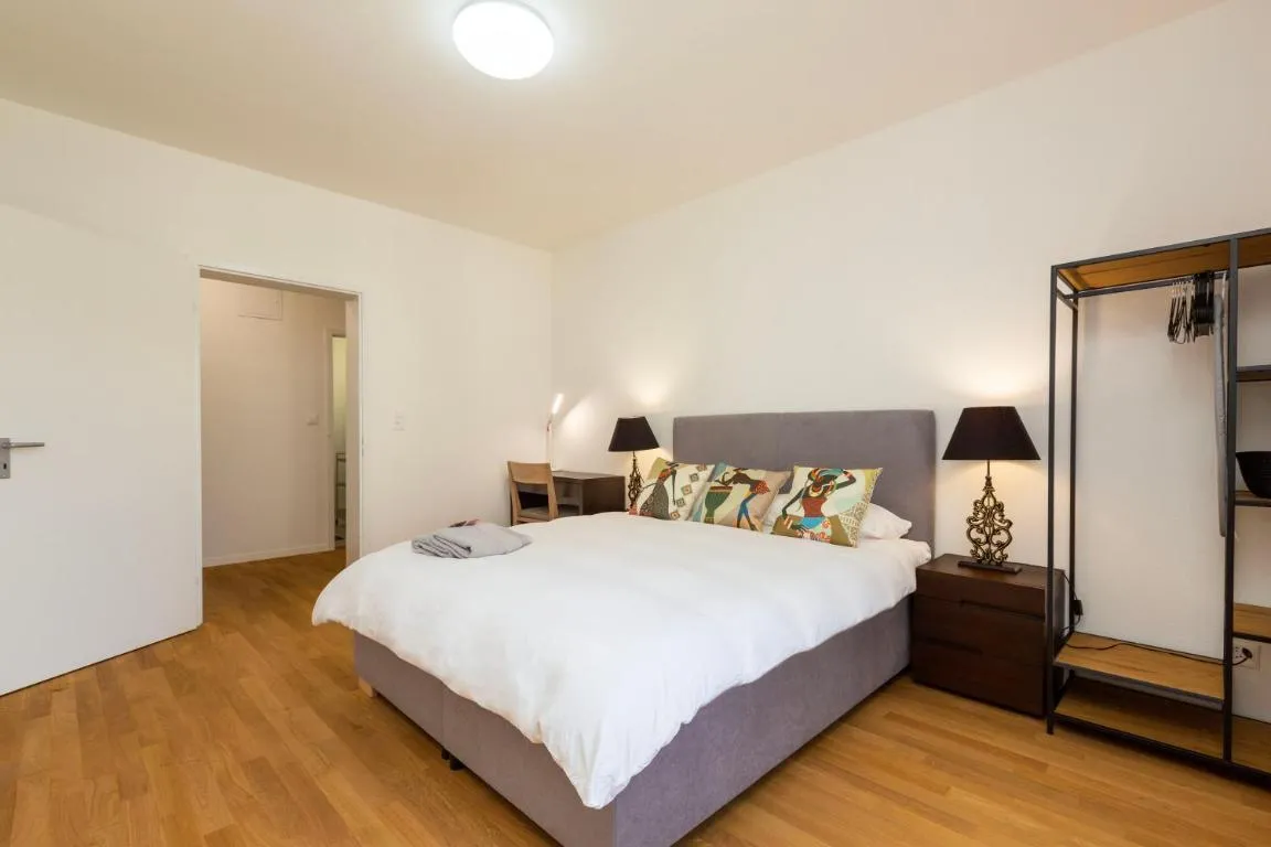 Image of KAYA Zurich Apartment 2A – Downtown 2BR Apt with Balcony