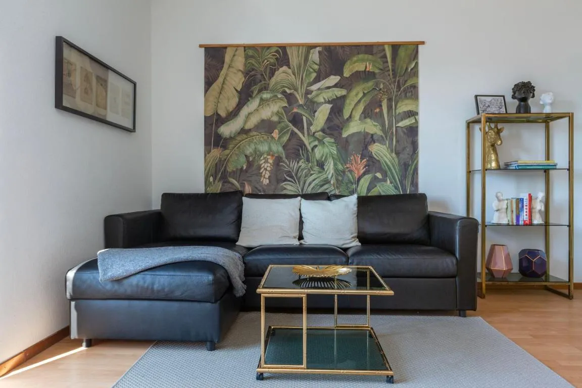 Image of KAYA Zurich Apartment 4B – Downtown 2BR Deluxe Apt