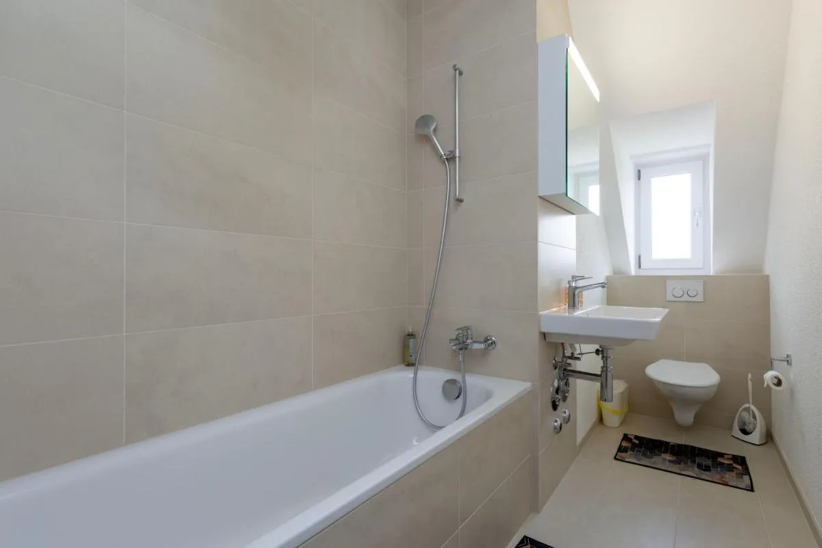 Image 2 of KAYA Zurich Apartment 5A – Downtown 2-BR Deluxe Loft Apt