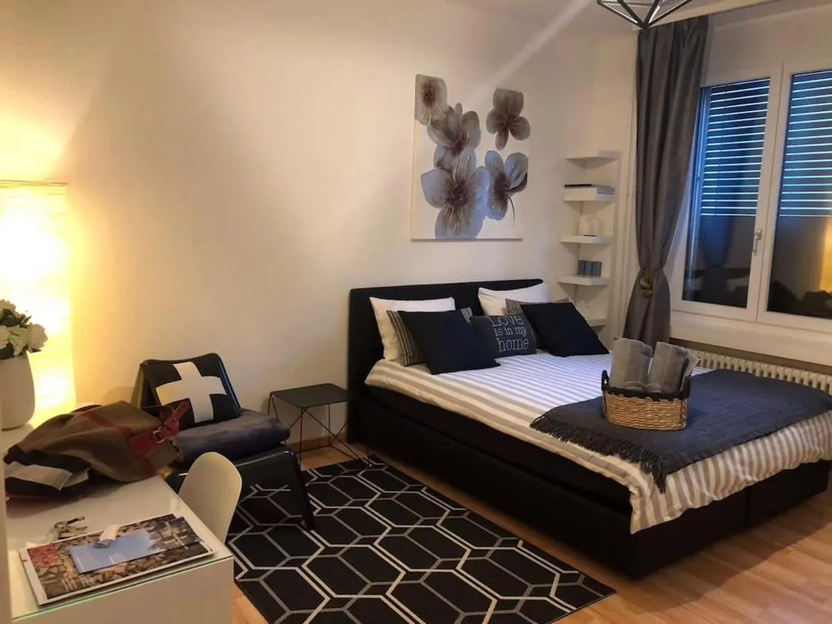 Image 1 of KAYA Zurich Apartment GOLD – Downtown Deluxe Sudio Apt