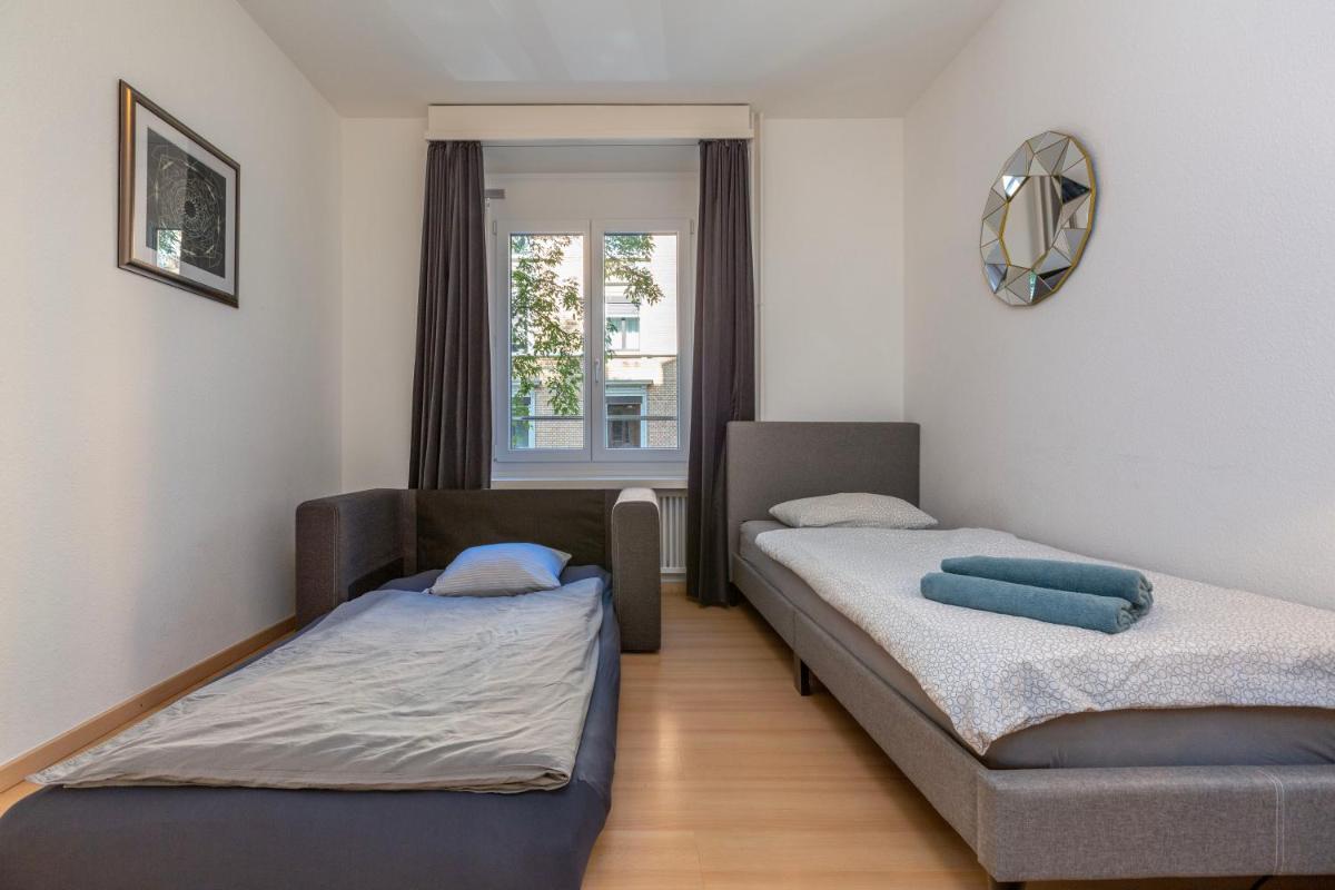 KAYA Zurich Apartment RUBY – Downtown Deluxe 2BR Apt