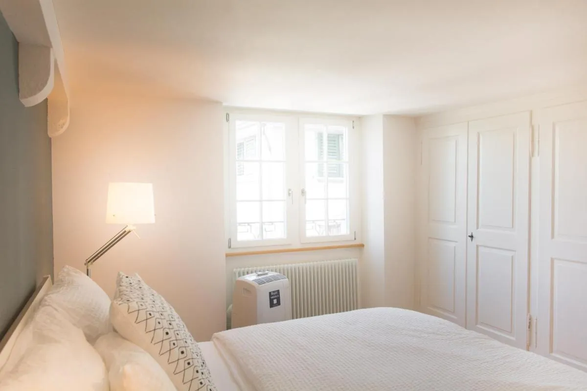 Image 5 of Lake Side Location Bellevue