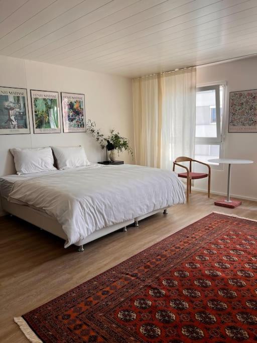 Loftstyle, rent an entire floor for 10 people -40-