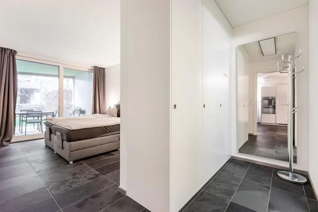 Image 6 of Luxus Wohnung mit Garten