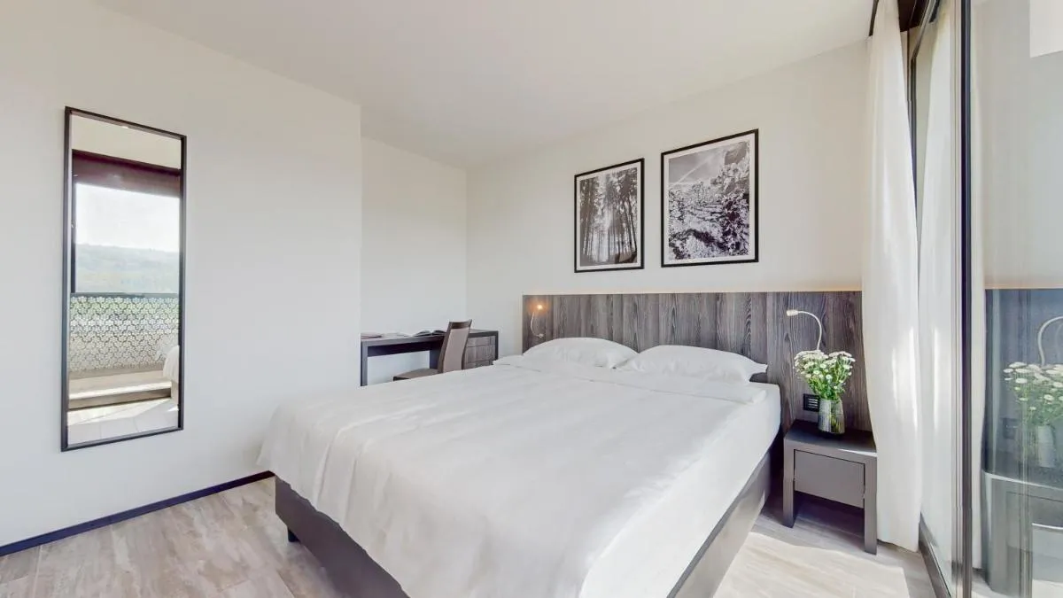 Image 5 of THREE POINT Apartments