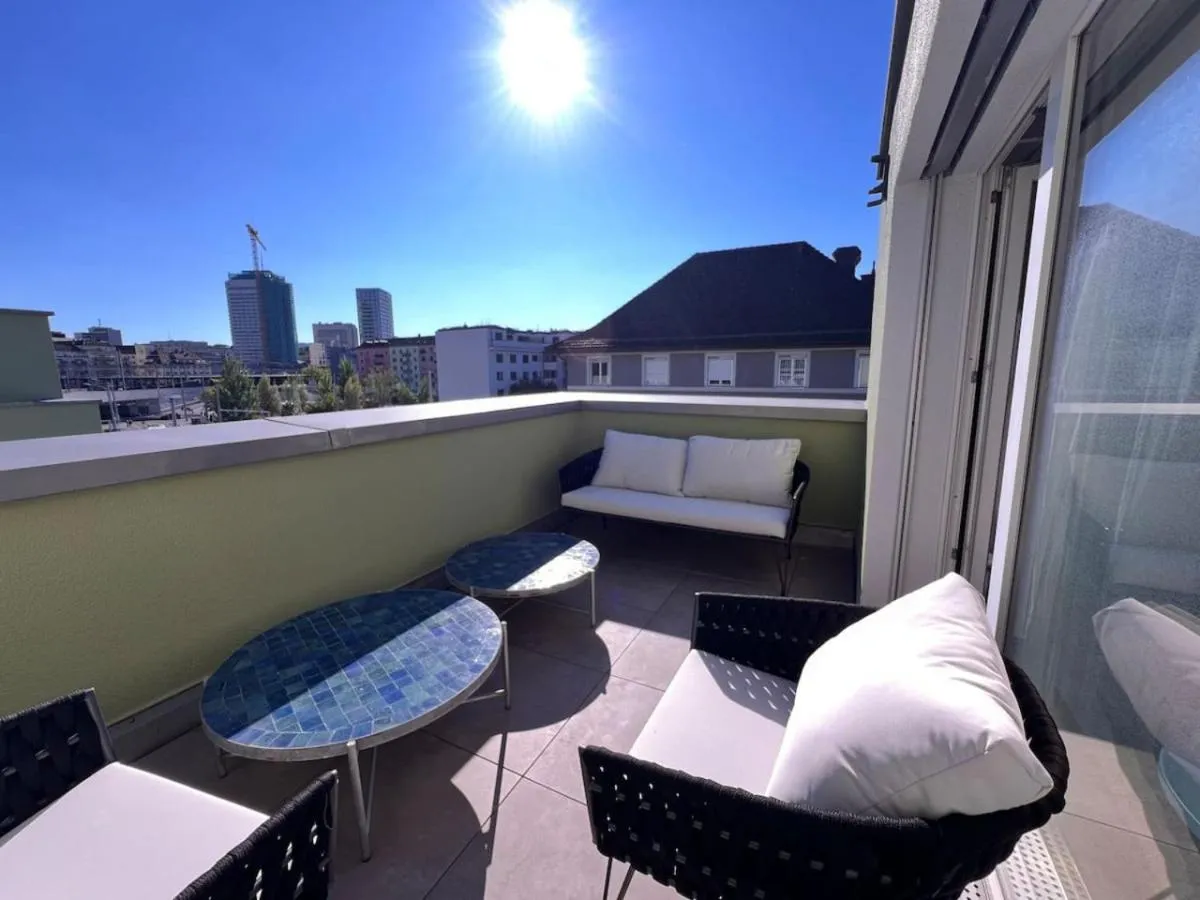 Image 4 of UP&GREAT Apartments – Stylish City Living