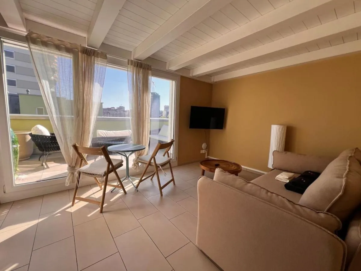 Image 3 of UP&GREAT Apartments – Stylish City Living