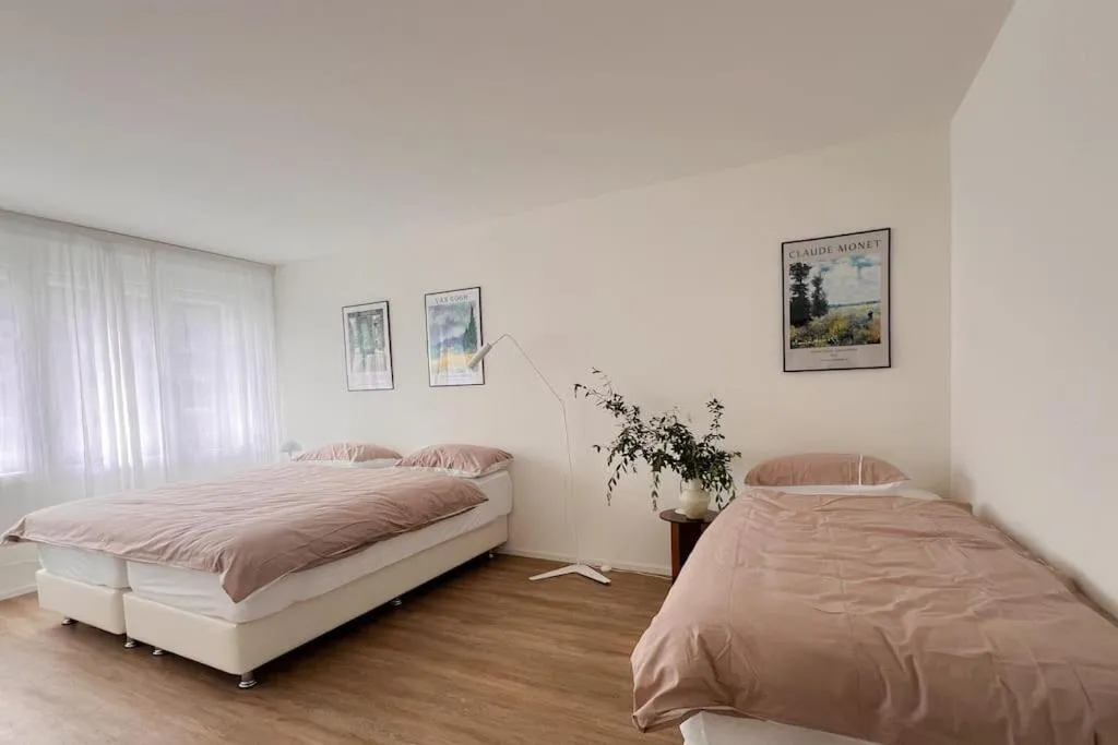 Image 4 of Urban Oasis – 2BR Apartment near Bahnhof Zürich Oerlikon -302-