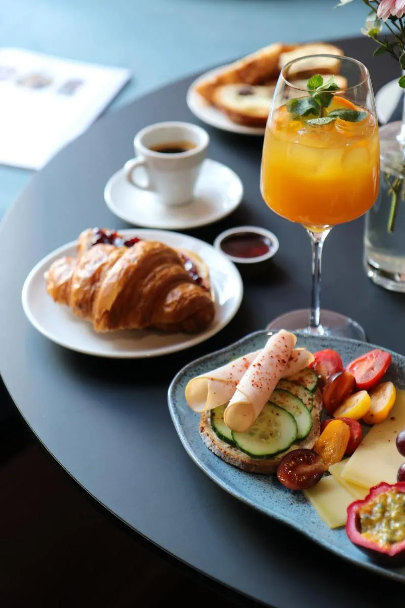 Image 4 of VISIONAPARTMENTS Brandschenkestrasse