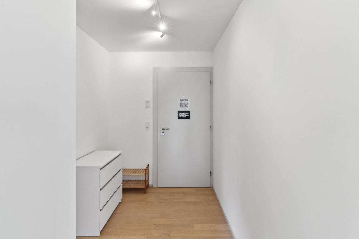 Zurich Flat: Central & Lake Convenience