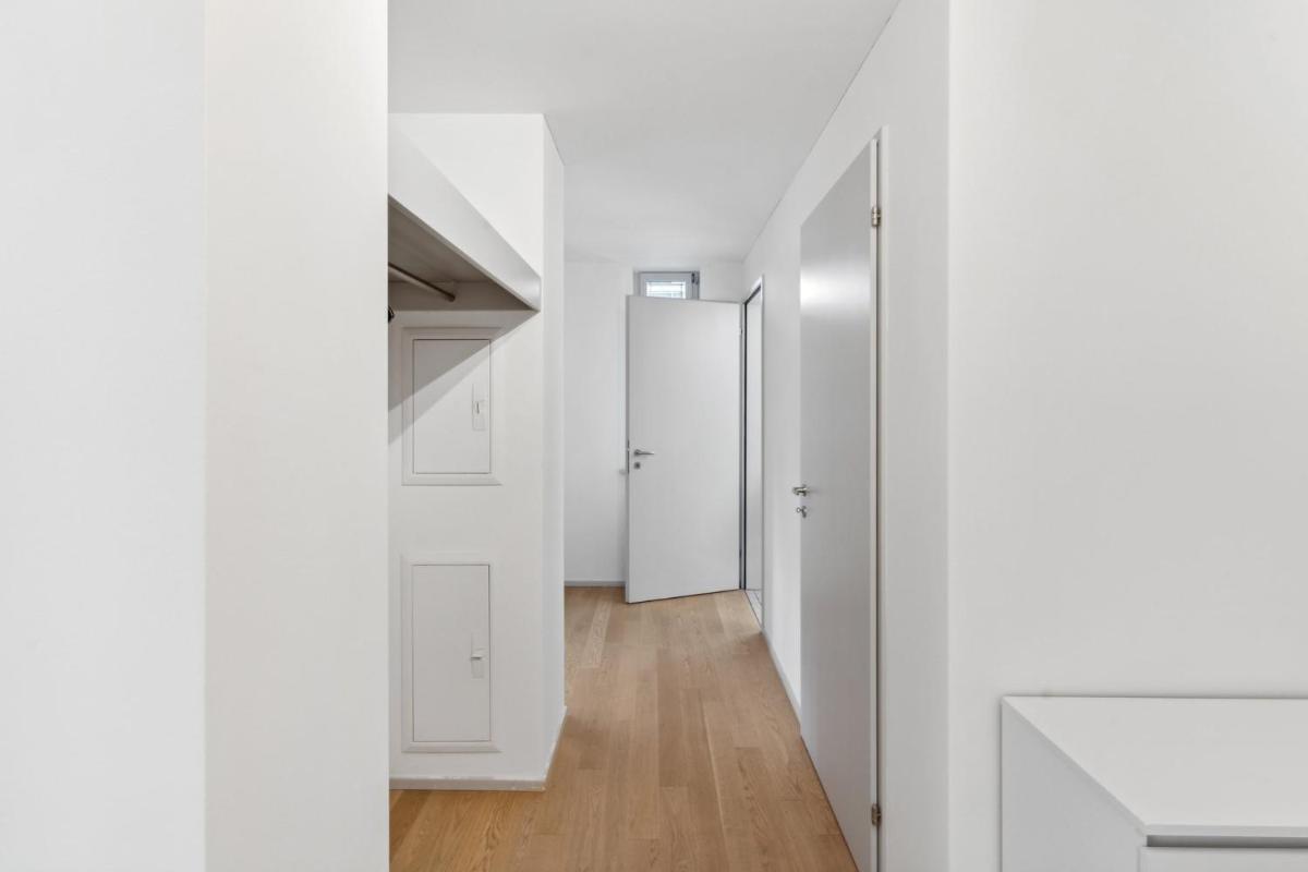 Zurich Flat: Central & Lake Convenience