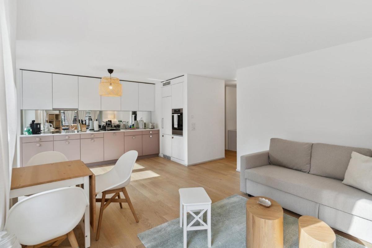 Zurich Flat: Central & Lake Convenience