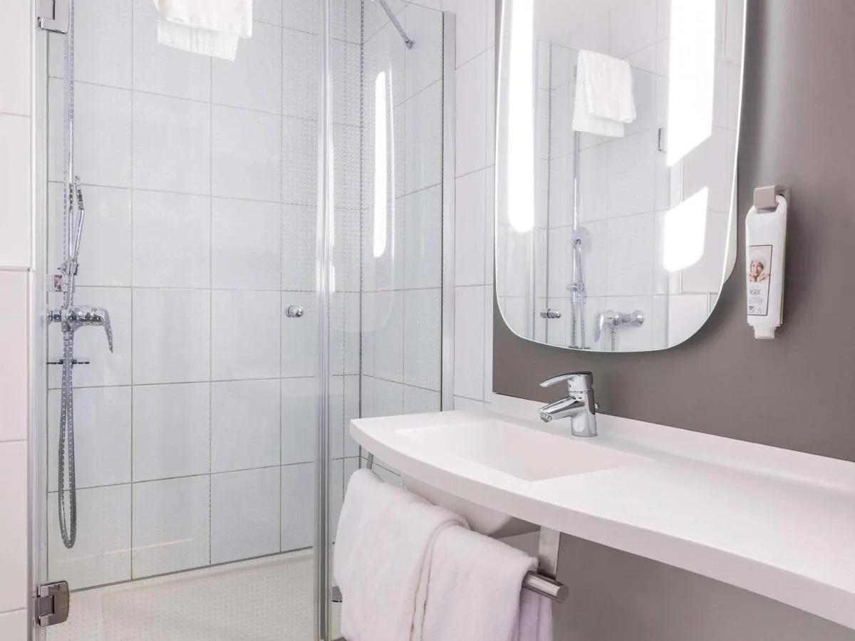 Image 1 of ibis Zürich Messe Airport